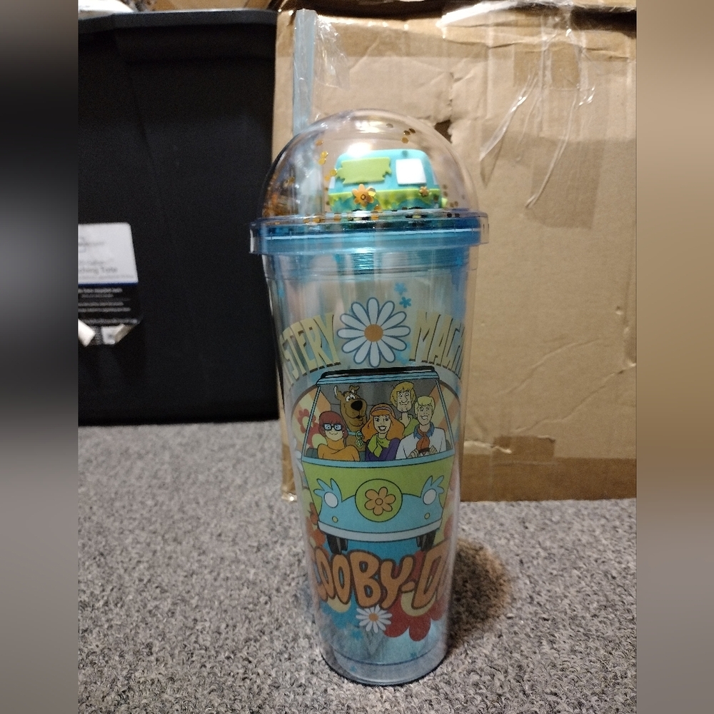 Scooby-Doo Mystery Machine Tumbler with Dome Lid 24 OZ